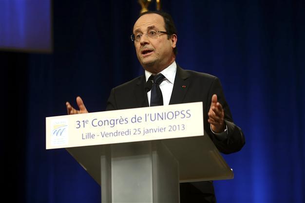 Hollande to visit Armenia on April 24