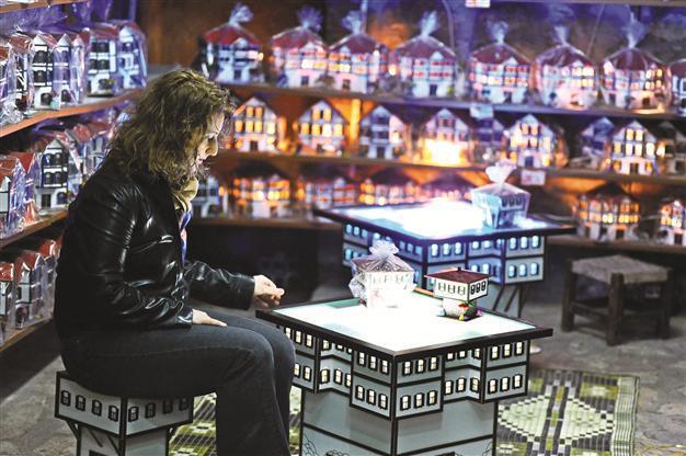 Souvenirs reflect city culture