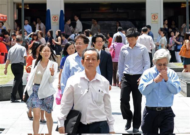 Singapore population to be half-foreign by 2030: government