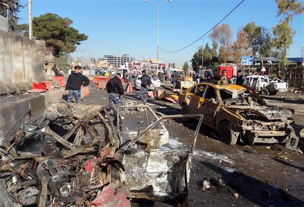 Suicide bomber kills 23 near Baghdad