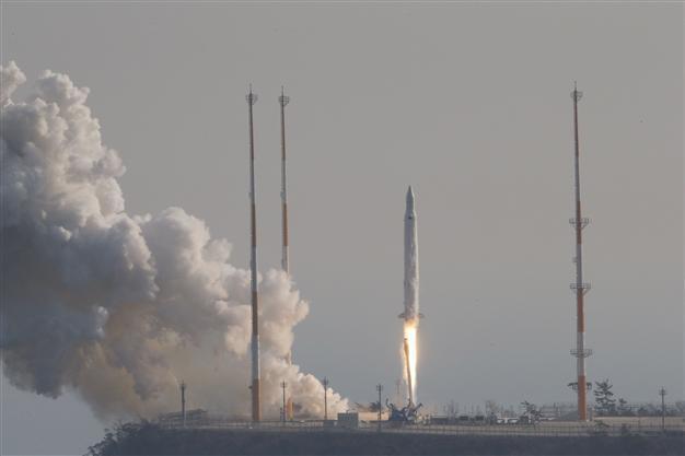 South Korea launches first rocket after rival Pyongyang
