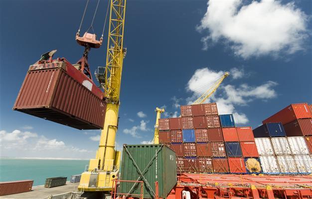 Turkey’s foreign trade gap down by 21 pct