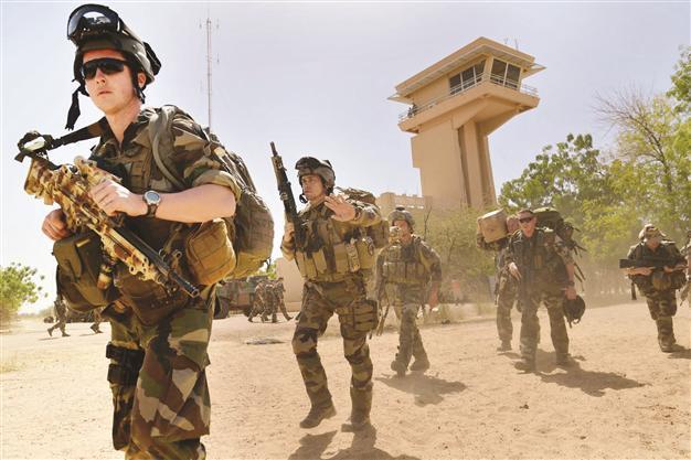 French troops in last militant-held Mali city