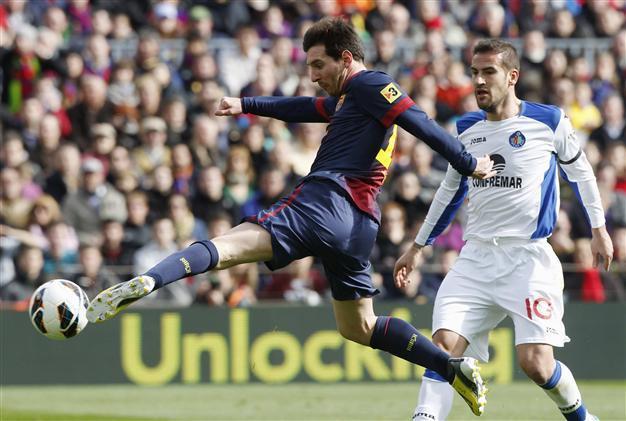 Barcelona hit Getafe for six
