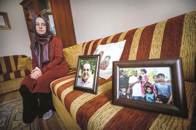 Missing journalist’s wife asks al-Assad about her husband’s fate