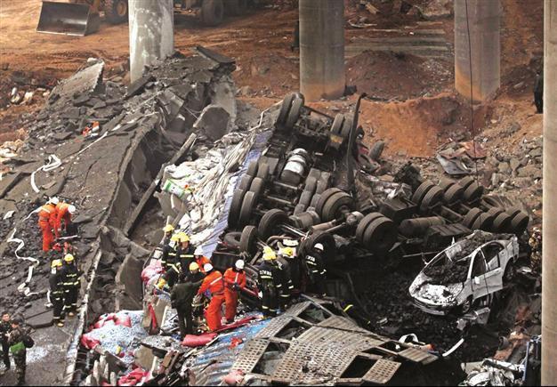 26 dead in truck blast in China