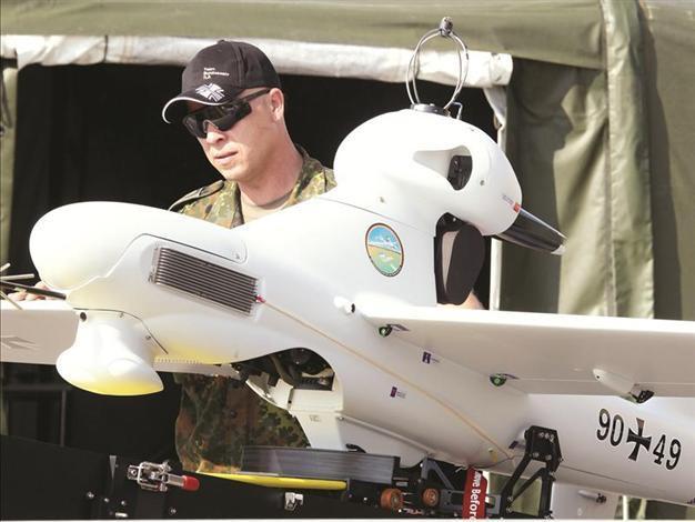 Berlin to buy drones despite ethic debates