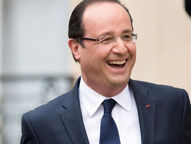 Hollande and minister under fire over papal wisecracks