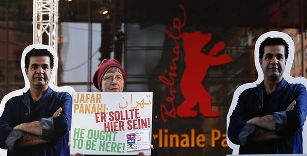 Berlin fest unveils Iran director Panahis cry for freedom