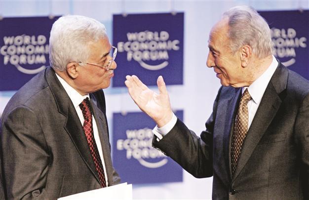 Israel must complete peace deal with Abbas: Peres