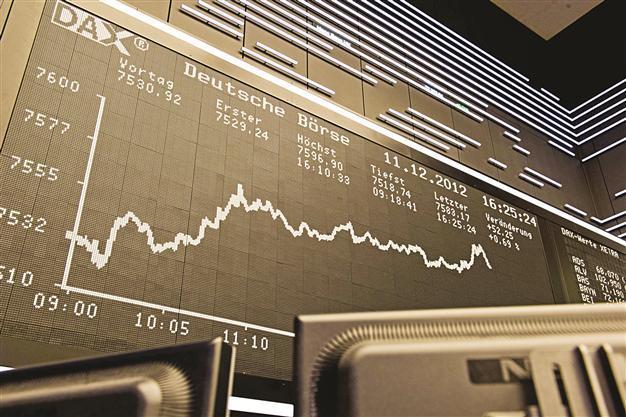 Europe stocks fall in year’s last session