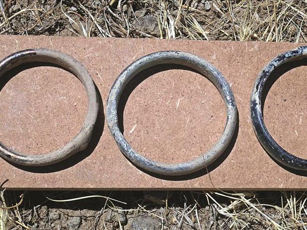 Roman bracelets found in Central Anatolia