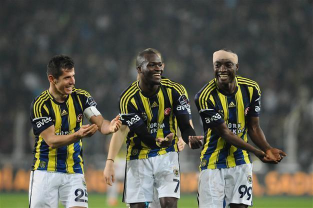 Fenerbahçe snatches last-gasp victory against city rival Kasımpaşa