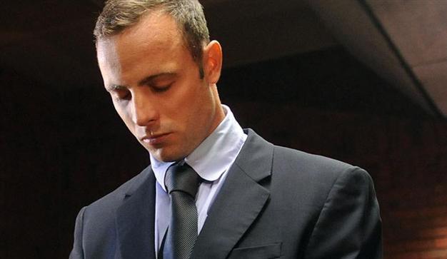 Pistorius not required to report to police: court