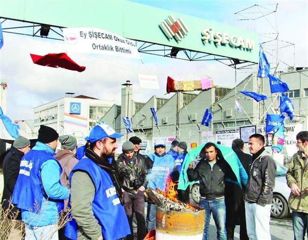Workers do not leave closed plant
