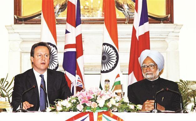 India and UK to cooperate on probing helicopter deal