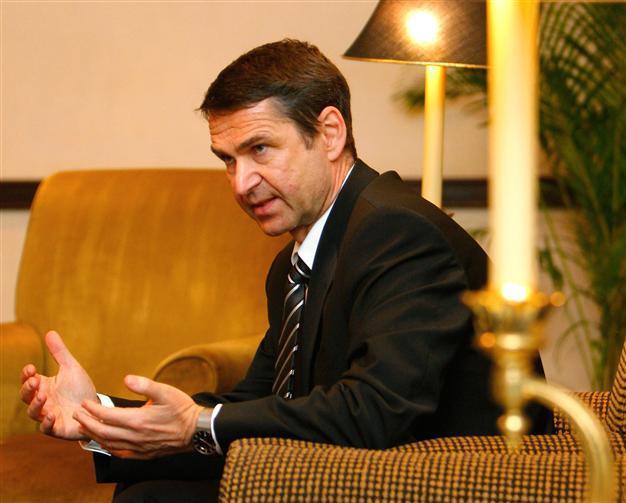 FIFA calls for strict match-fixing laws