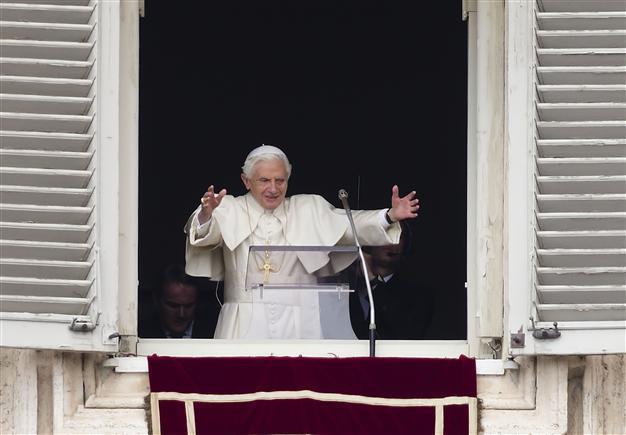 Vatican says Benedict XVI will have title pope emeritus