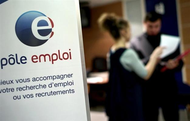 French economy more worrying than Greece, says German economist