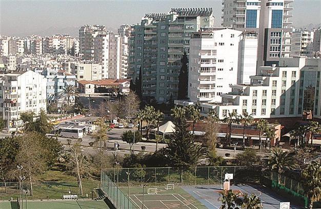 New law raises number of foreign house buyers