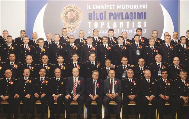 Turkish interior minister warns police about ‘provocations’ in peace process