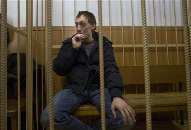 Bolshoi dancer admits attack but denies acid plan