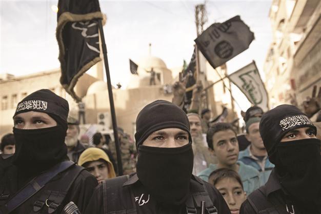 English-speaking militants concern US