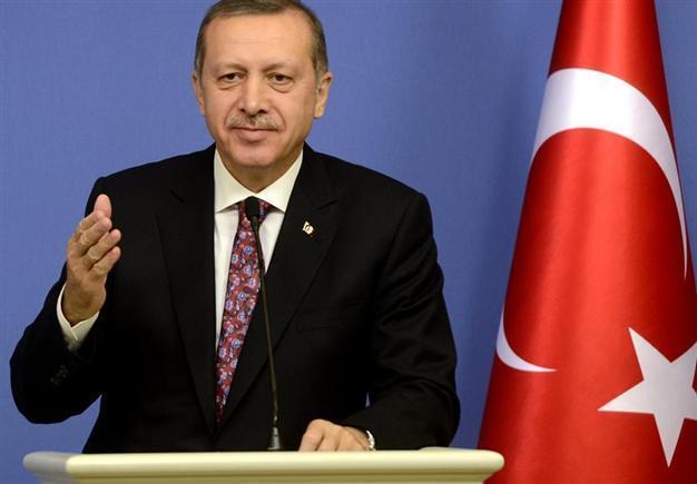 Turkish PM urges media to reveal its sources, otherwise he will