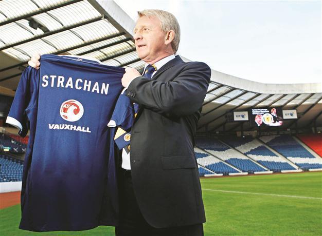 Strachan named as new Scotland coach