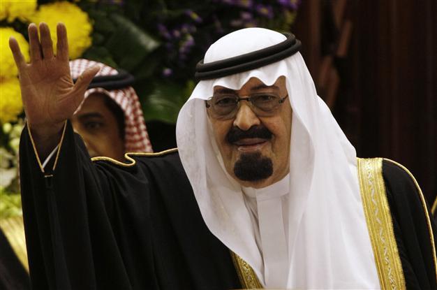 Saudi clerics protest kings move to empower women