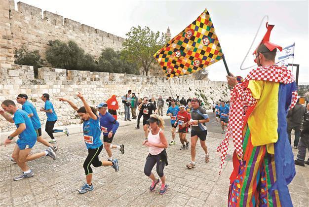 Boycott call fails to stop marathon in Jerusalem