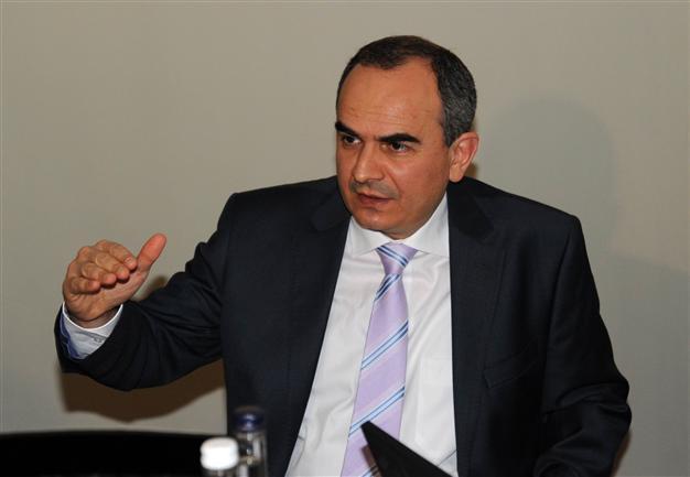 Central Bank head refuses currency war’s presence