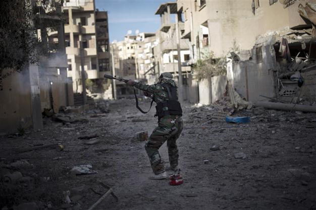Air strikes on Homs district attacked by Syria rebels: NGO
