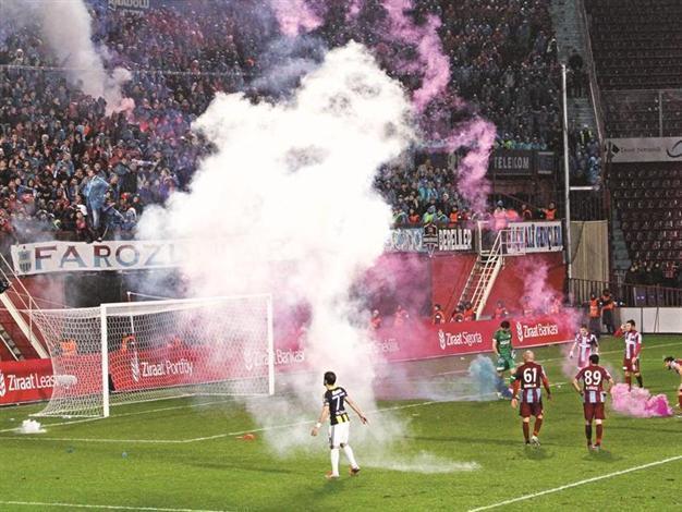 Fenerbahçe survives another Trabzon battle