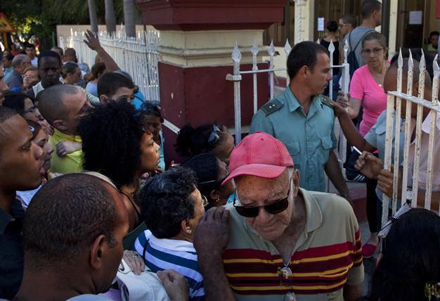 Have passport, will travel under new Cuban law