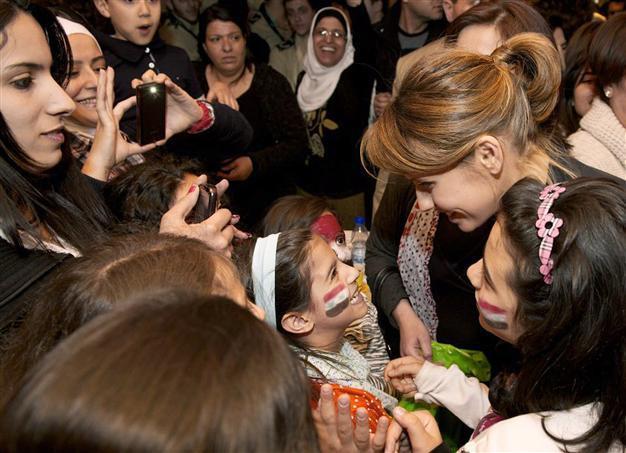 Al-Assads wife, children make rare Damascus appearance