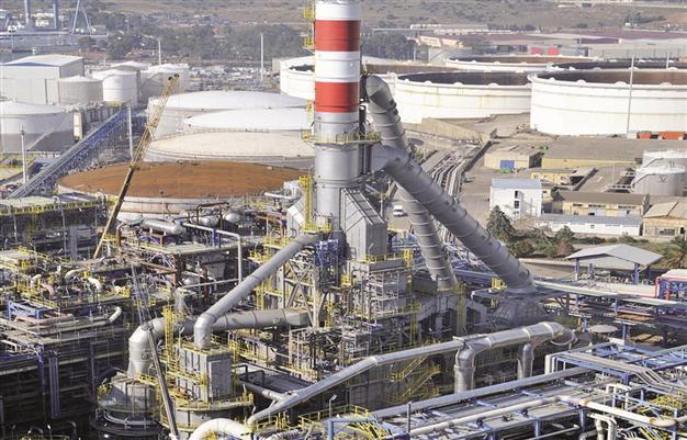 Greek boss invites Turks to save plants