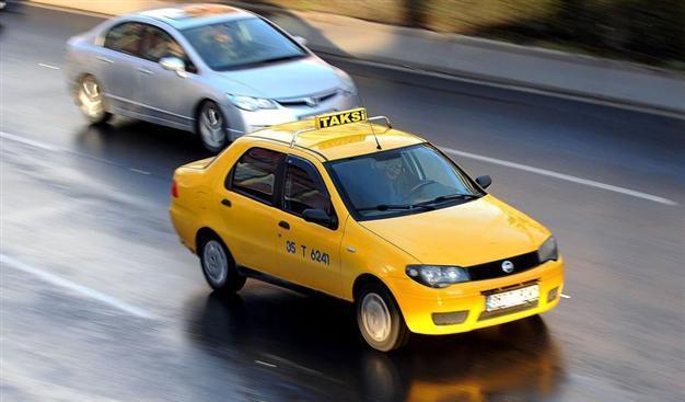 Istanbul taxi drivers oppose fare payment by card