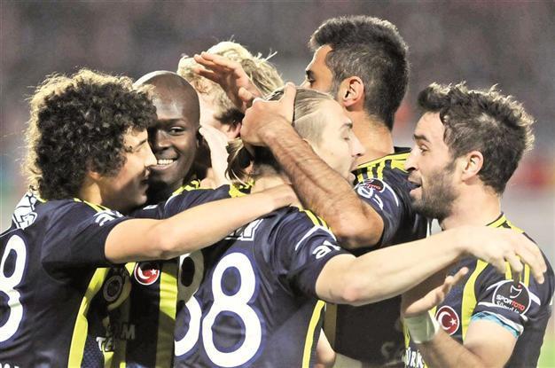 Fenerbahçe starts April with European date against Lazio
