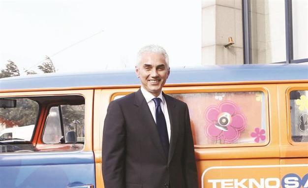Big technology retailer eyes to buy local firms