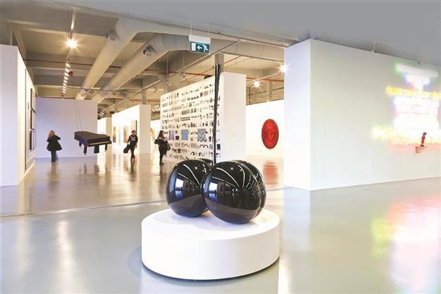 Exhibit presents transformation of Turkish art