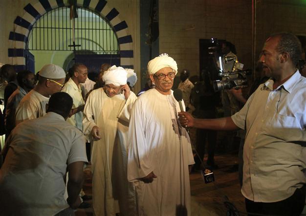 First political prisoners freed in Sudan under amnesty