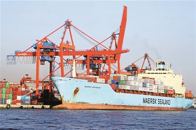 Exports, imports of Germany plummet