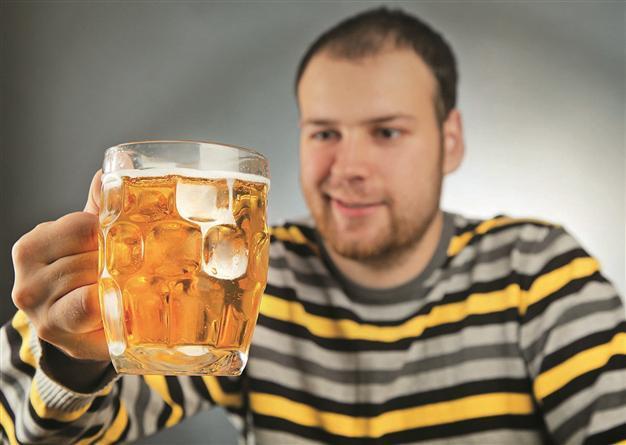 Beer belly is myth, a nutritionist says