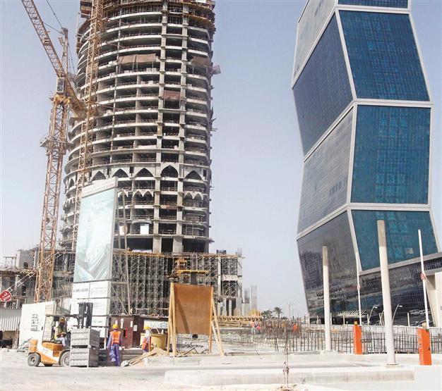 Criticism drives Qatar to draft workers code