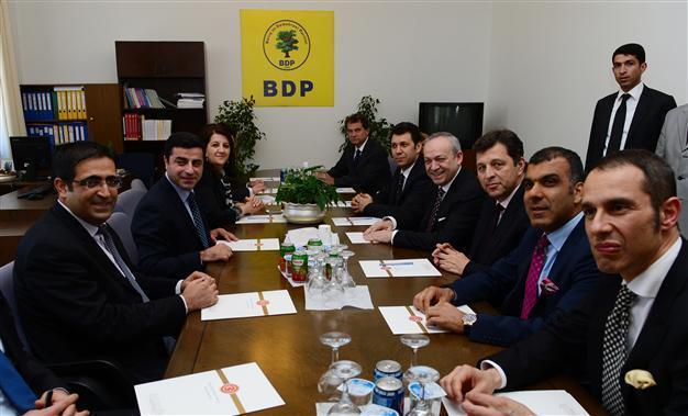 Turkey’s leading business group visits BDP, lends full support to peace process