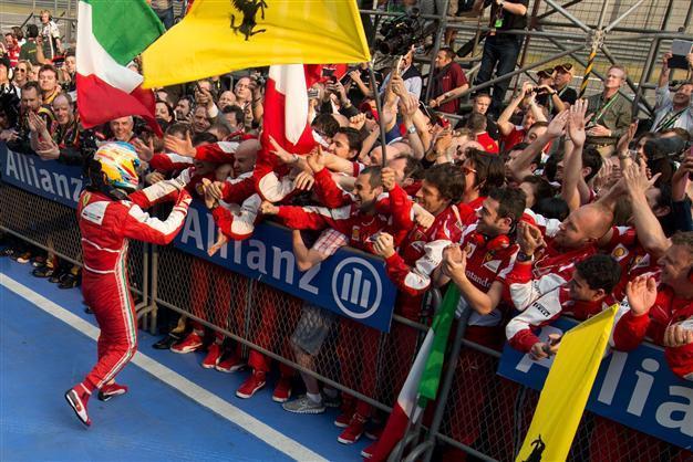 Alonso imperious in Shanghai victory