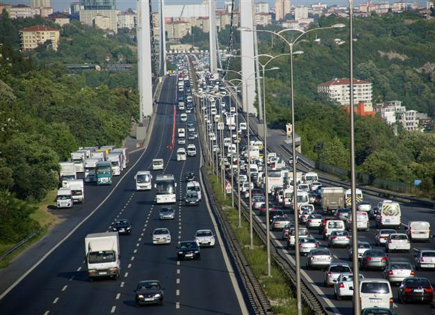 Erdoğan hints at public offering as part of new toll roads tender