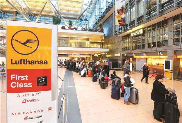 Lufthansa workers to strike over pay