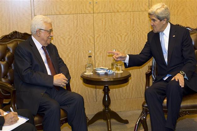 Top US diplomat meets Palestinian President Abbas in Istanbul to push Mideast peace